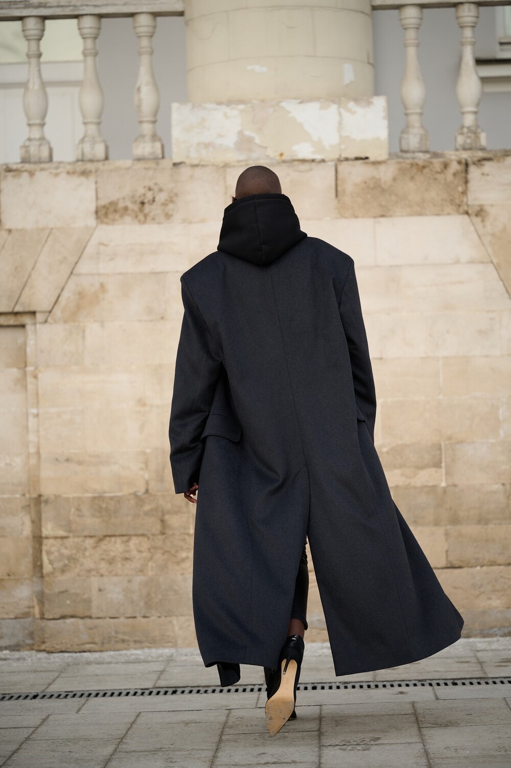 Grandfather's coat in color graphite